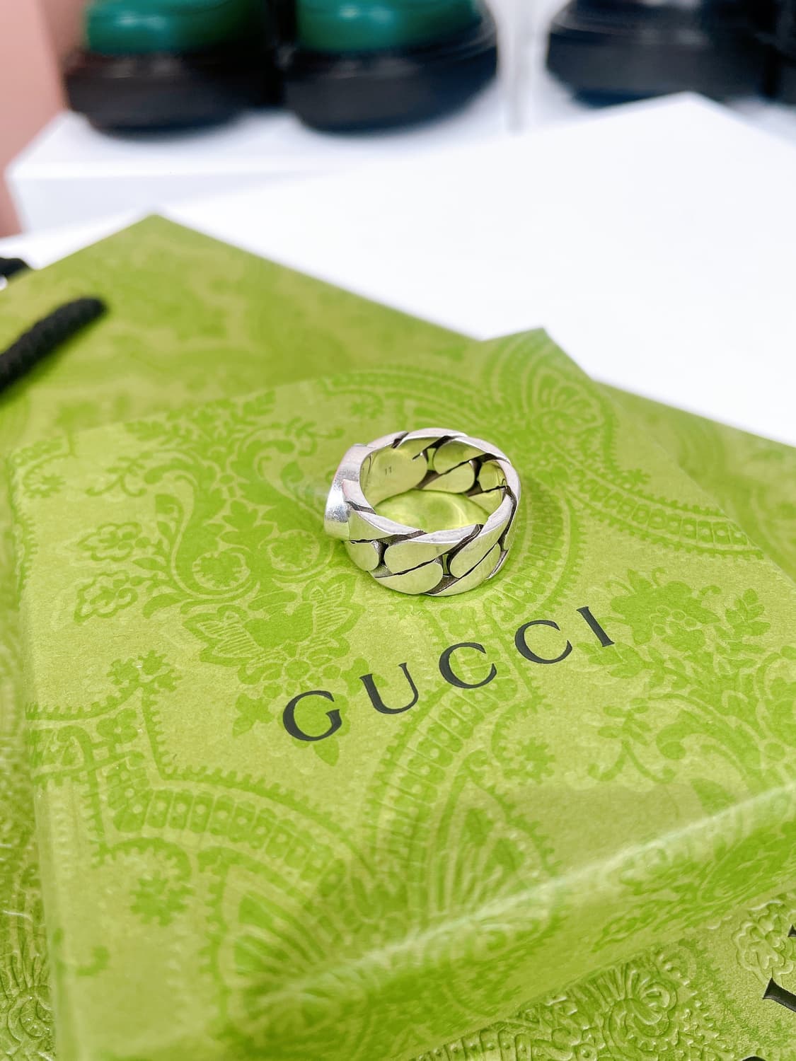 (정품/새상품) 구찌 공용 실버 인터로킹 G 에나멜 블루 링 반지 상품이미지4