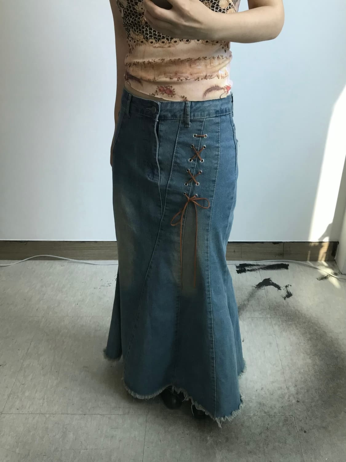 빈티지 레이스업 데님 맥시 스커트 상품이미지1
