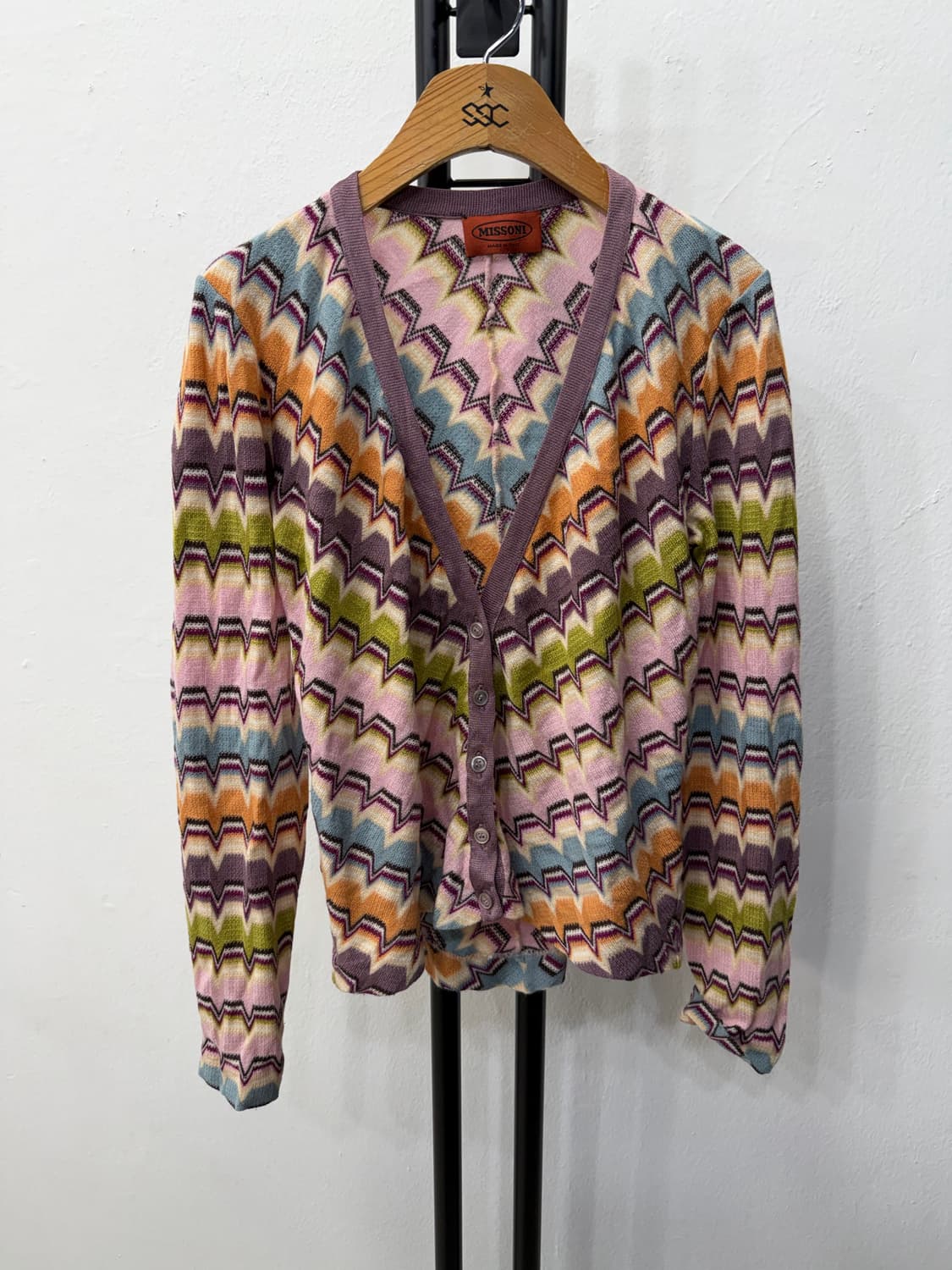 정품) 미쏘니 지그재그 패턴 여성 가디건 42 상품이미지1