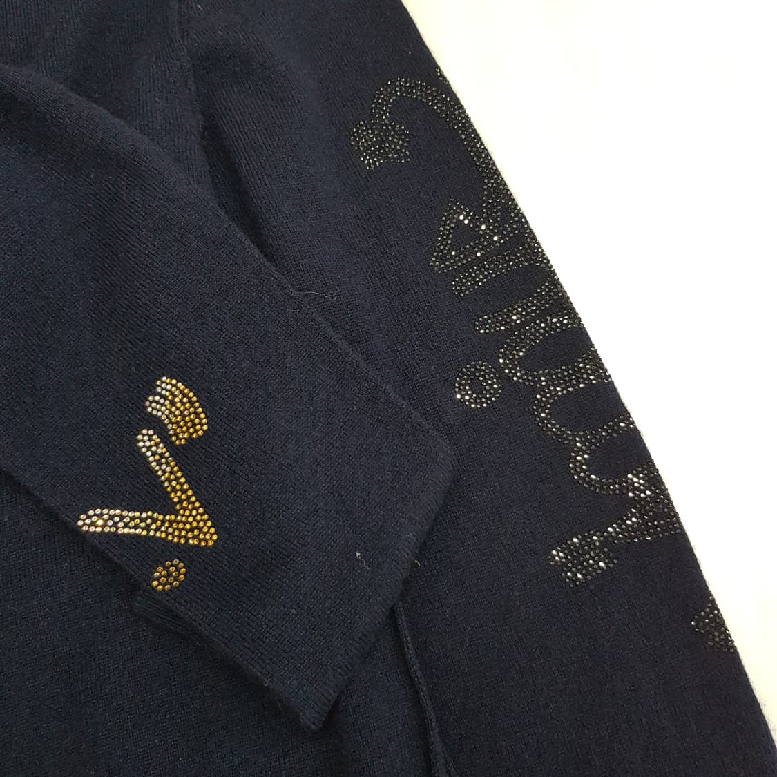 쟈딕앤볼테르 100% 캐시미어 스컬 스톤 니트 M사이즈 상품이미지6