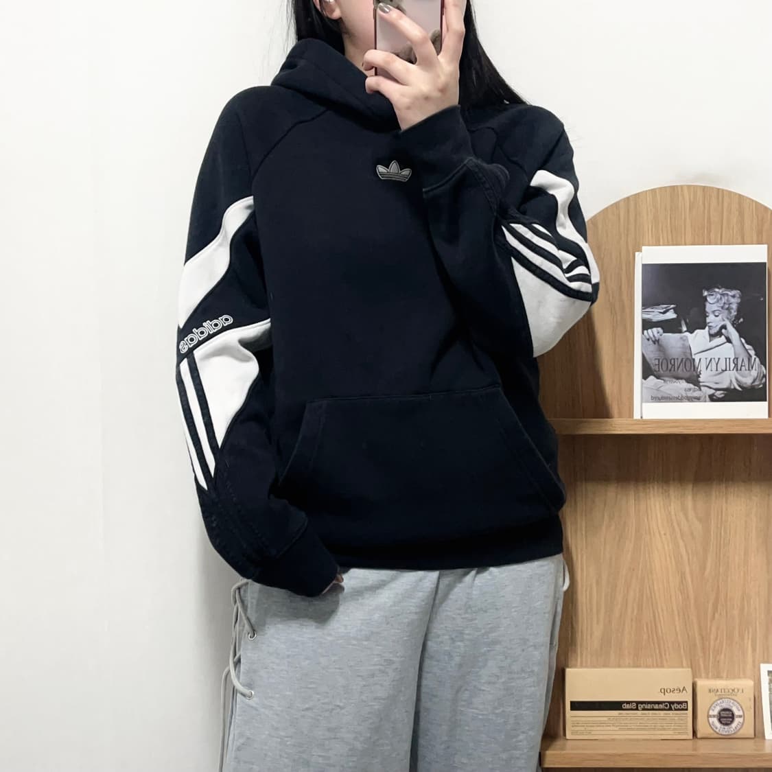 [정품] 아디다스 블랙 중앙트레포일 기모 후드티 [ S ] 상품이미지1