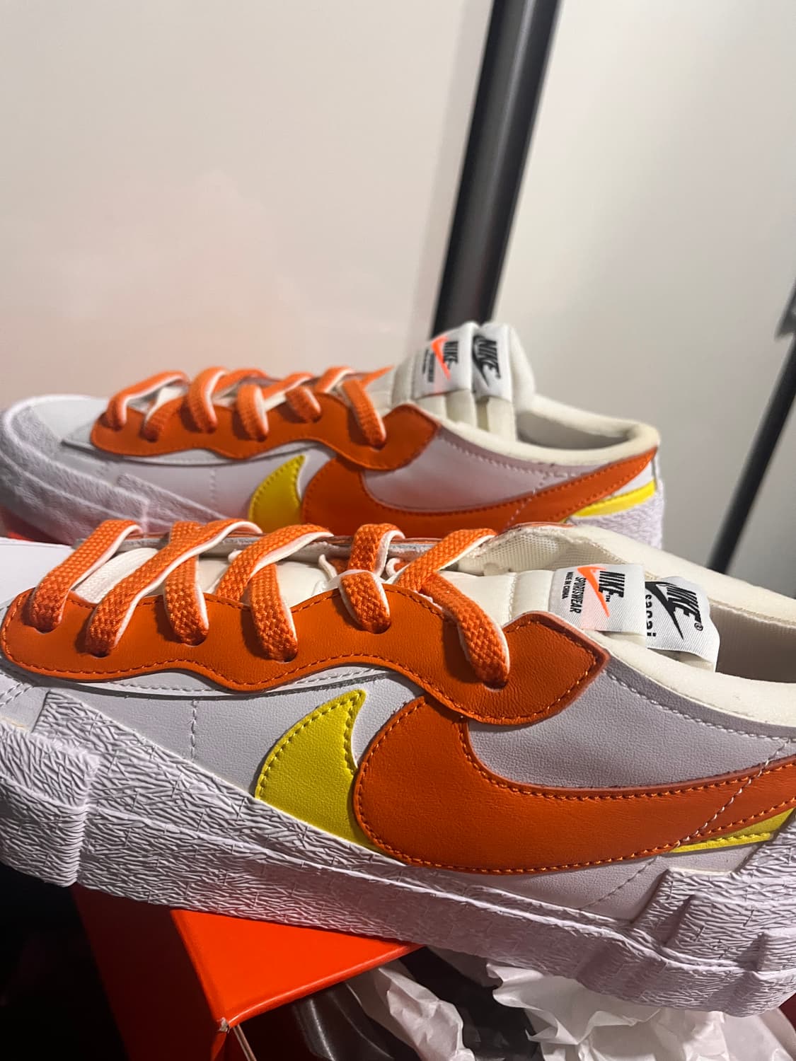 나이키 블레이저 로우 사카이 화이트 마그마 오렌지 상품이미지4