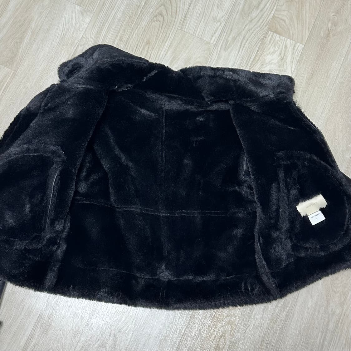 디엑스비서울 블랙 숏 무스탕 가죽자켓 블랙 상품이미지3