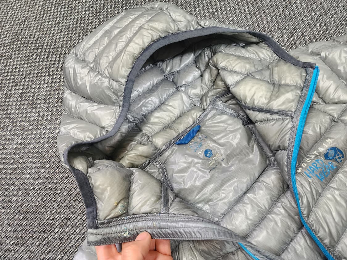 마운틴하드웨어 후드 경량 다운패딩 100 L 사이즈  상품이미지3