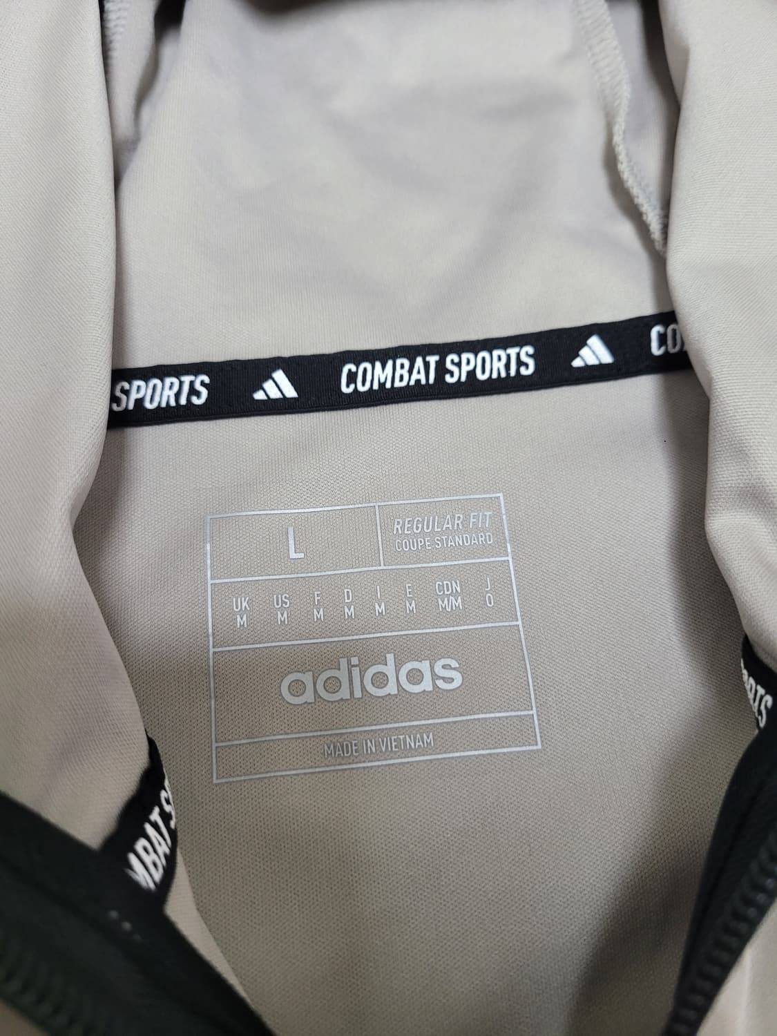 1회착) 아디다스 컴뱃 하이드로 3.0 트랙 집업 수트 L (100) 상품이미지8