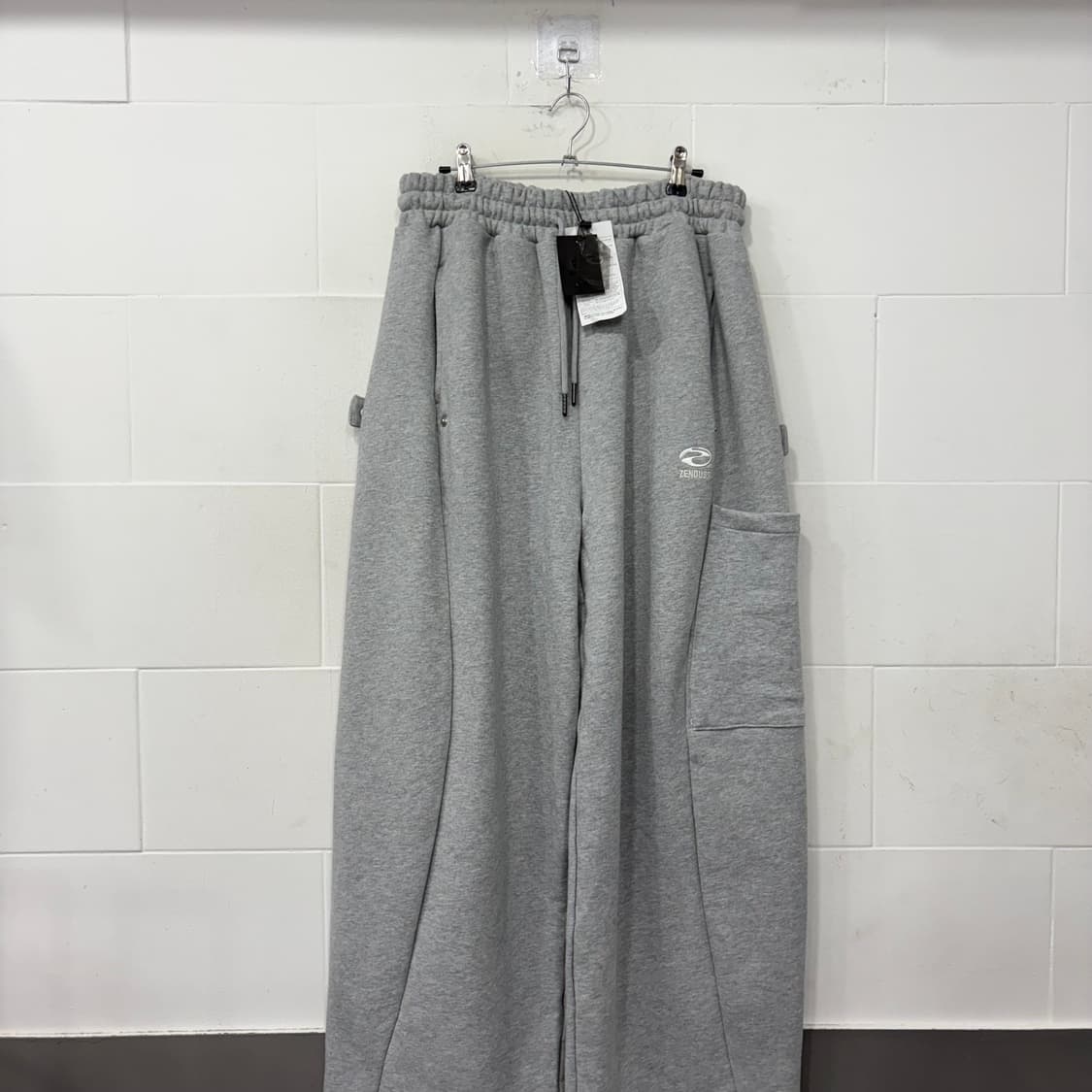 젠더스트 팬 스트랩 와이드팬츠 상품이미지1