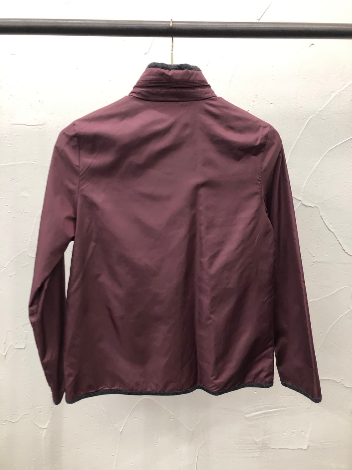 이세이 미야케 전 디렉터 버건디 집업 상품이미지2