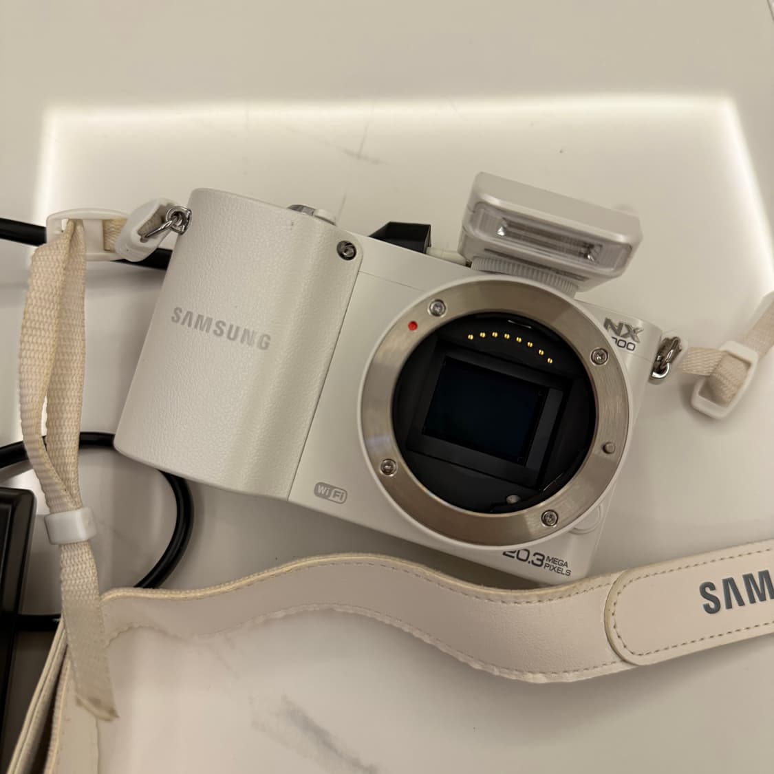 삼성 NX1000 미러리스 카메라 + 20-50mm렌즈 상품이미지4