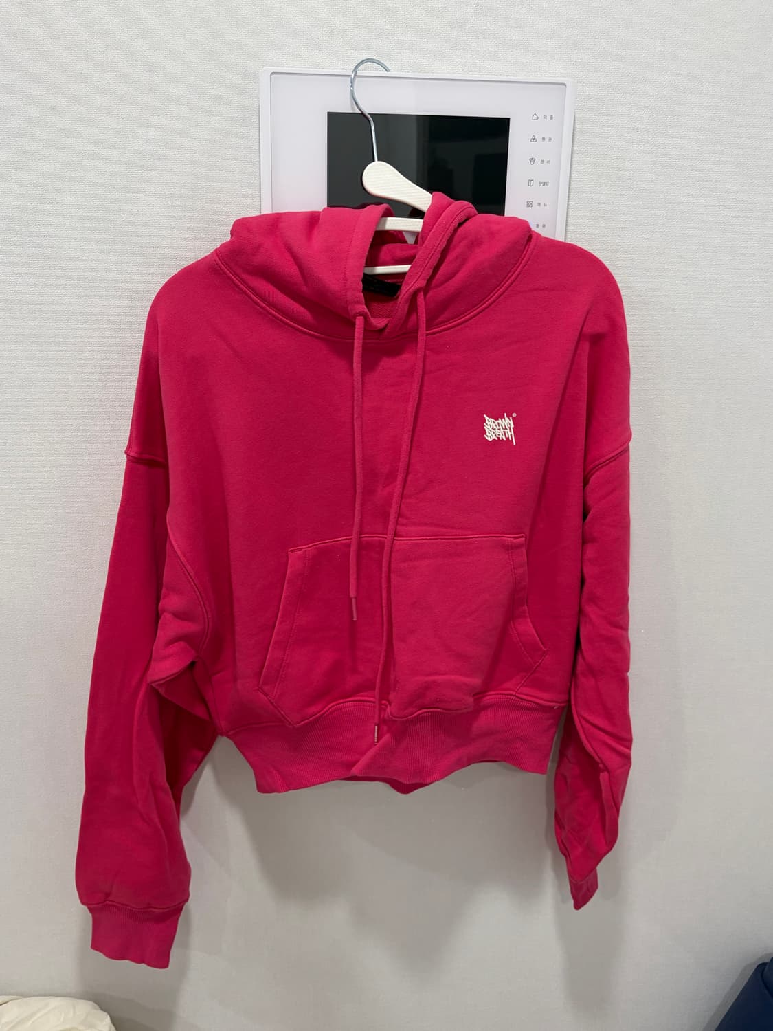 브라운브레스 핫핑크 크롭 후드티  상품이미지1