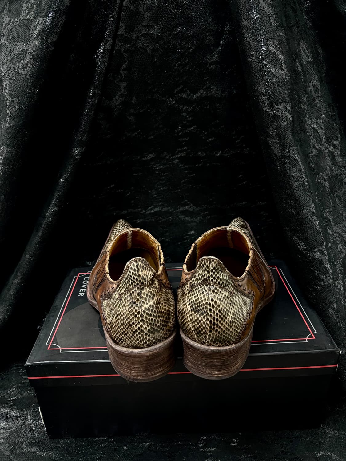 “Red Cover” 00’s Python Brown Leather Bo 상품이미지3