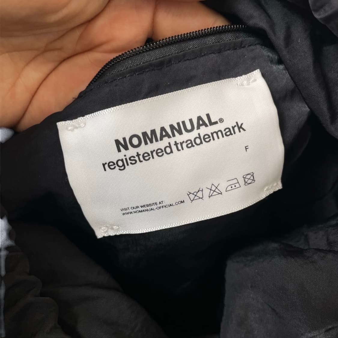 노매뉴얼 Nomanual 블랙 차콜 C.B 스트링 백팩 상품이미지9