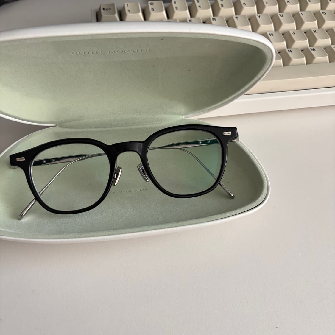 젠틀몬스터 rob 롭 상품이미지2