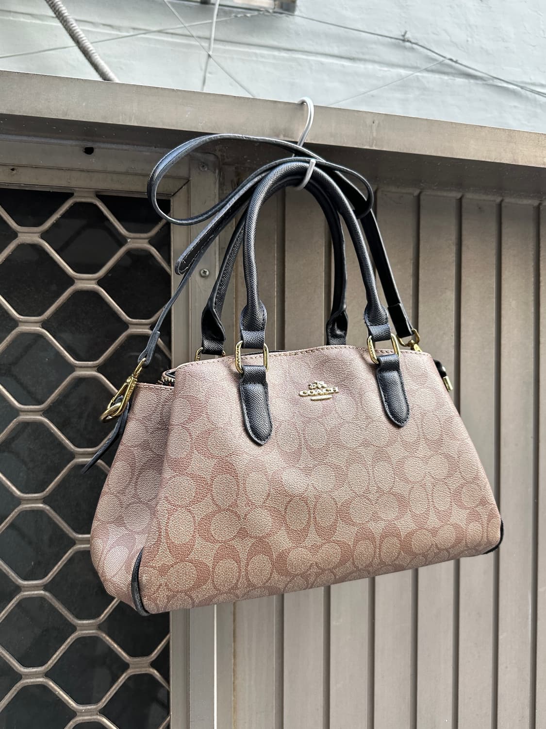 Coach vintage brown leather bag 상품이미지1