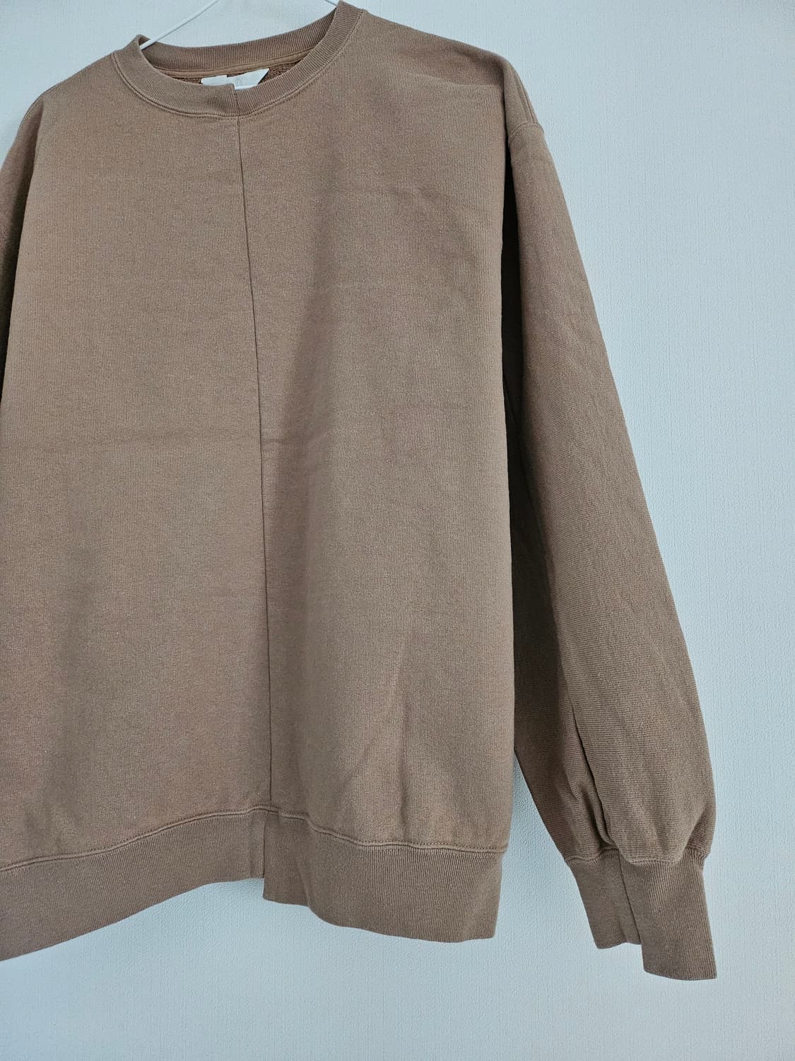 언유즈드 UNUSED 스웻셔츠
 상품이미지3