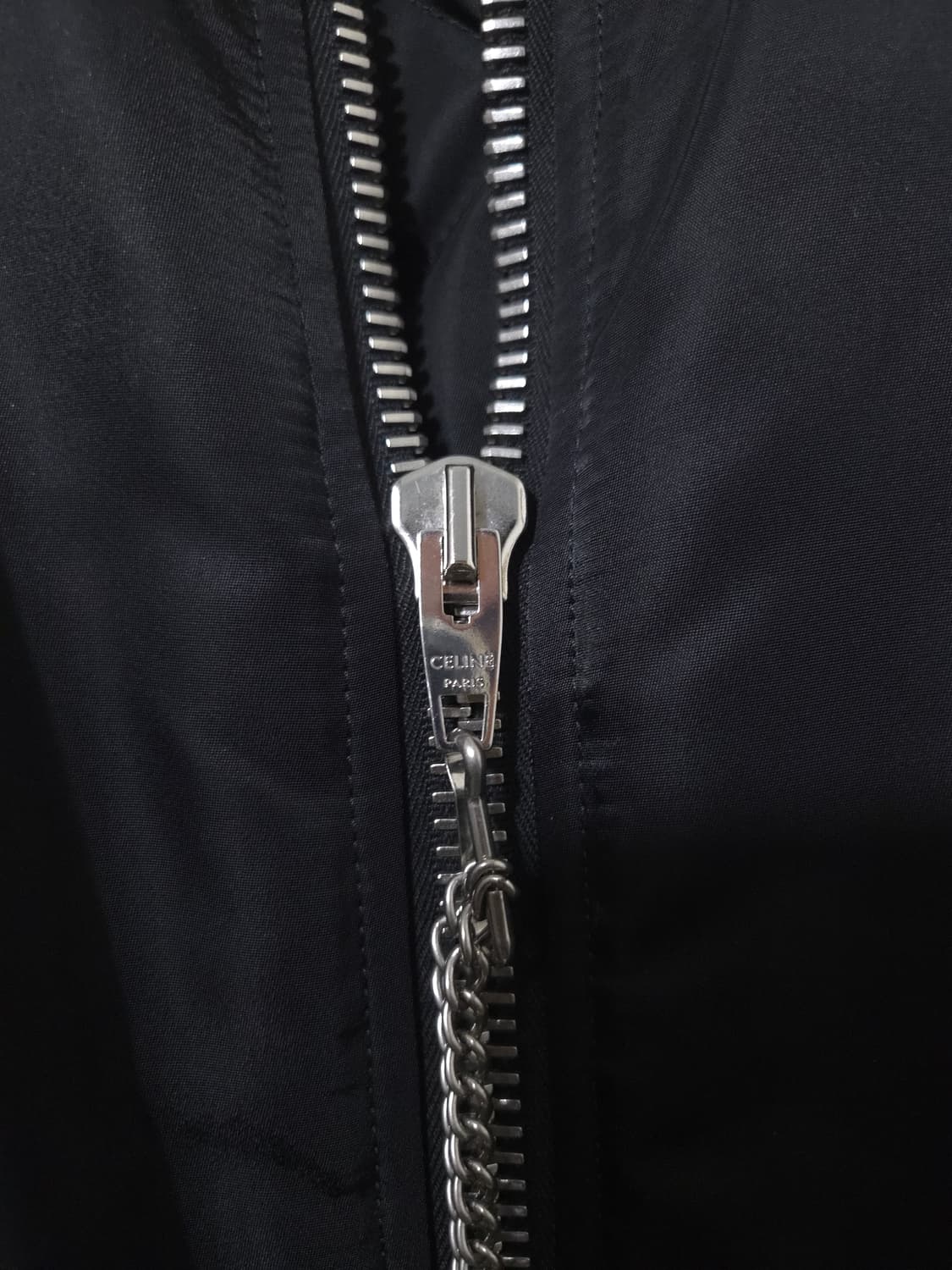 [새상품급] 셀린느 백로고 봄버 다운 자켓 상품이미지2