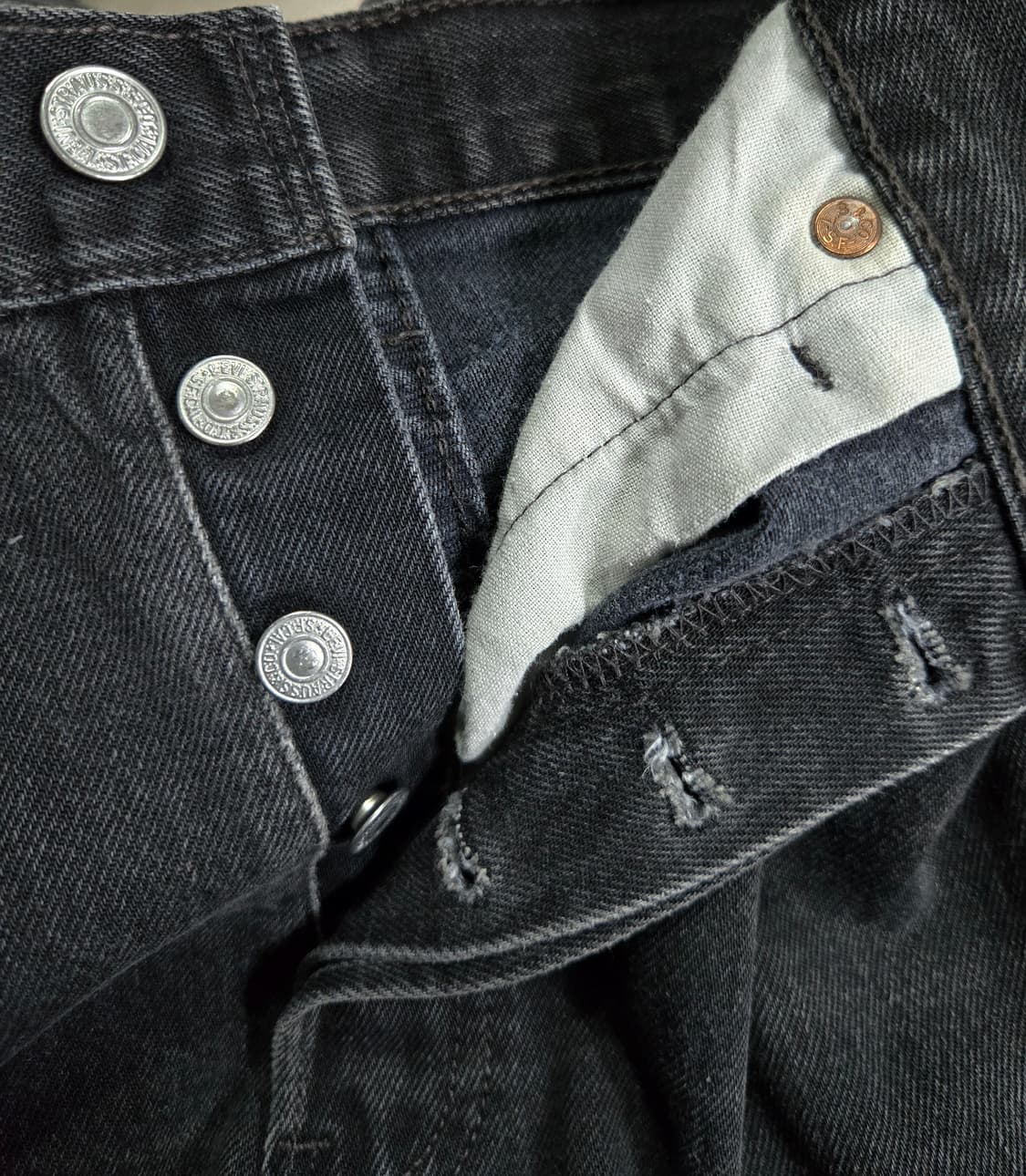 리바이스 501 Made in USA 흑청 데님팬츠 31~32 상품이미지3