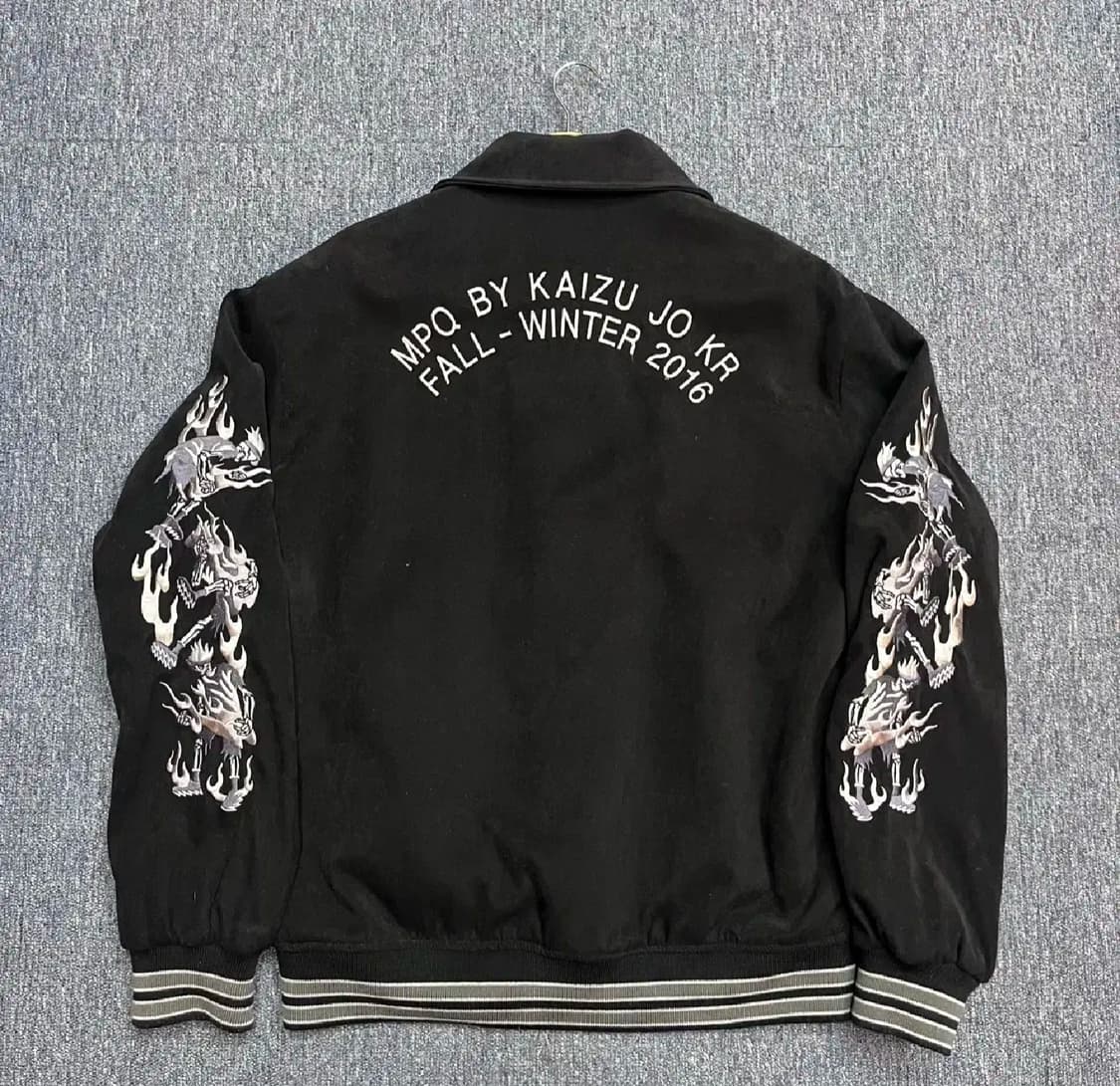 MPQ 스카쟌 벨벳 리버시블
자켓 16fw 상품이미지2