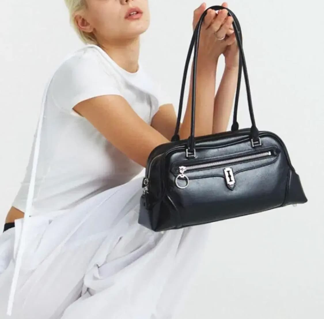 분크 토크 캐빈 크루 숄더 미듐 상품이미지3