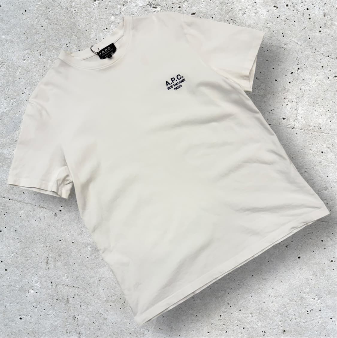 [L] A.P.C. 아페쎄 화이트 반팔 티셔츠 C920 상품이미지1