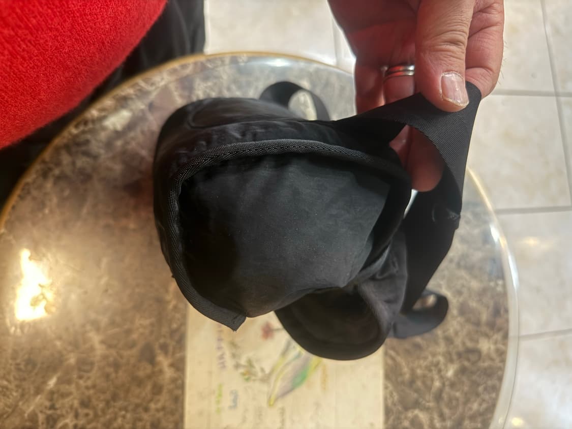 정품 cp컴퍼니 렌즈 크로스백 팝니다 상품이미지5