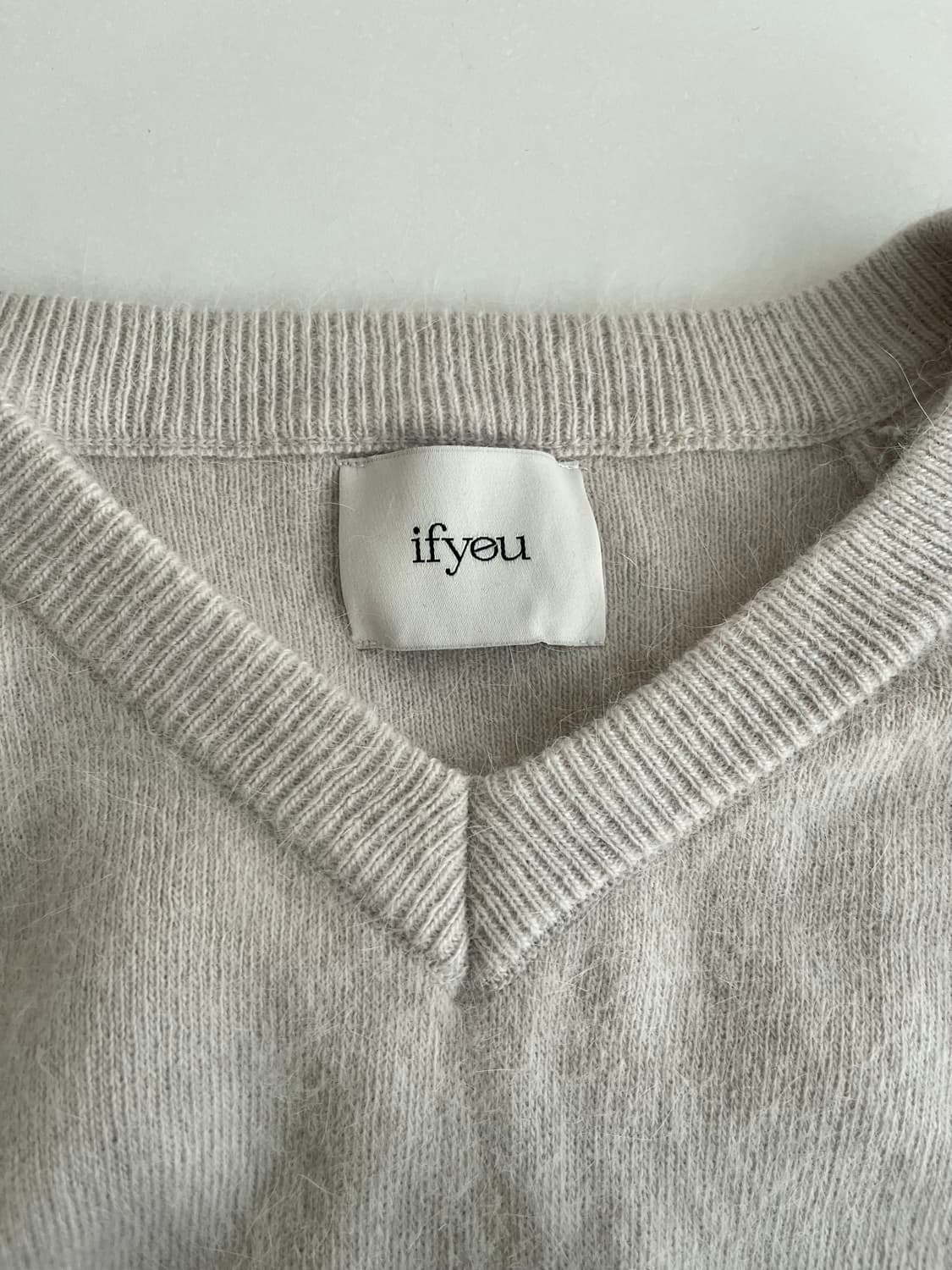 F) 이프유 ifyou 브이넥 앙고라 니트 그레이 상품이미지4