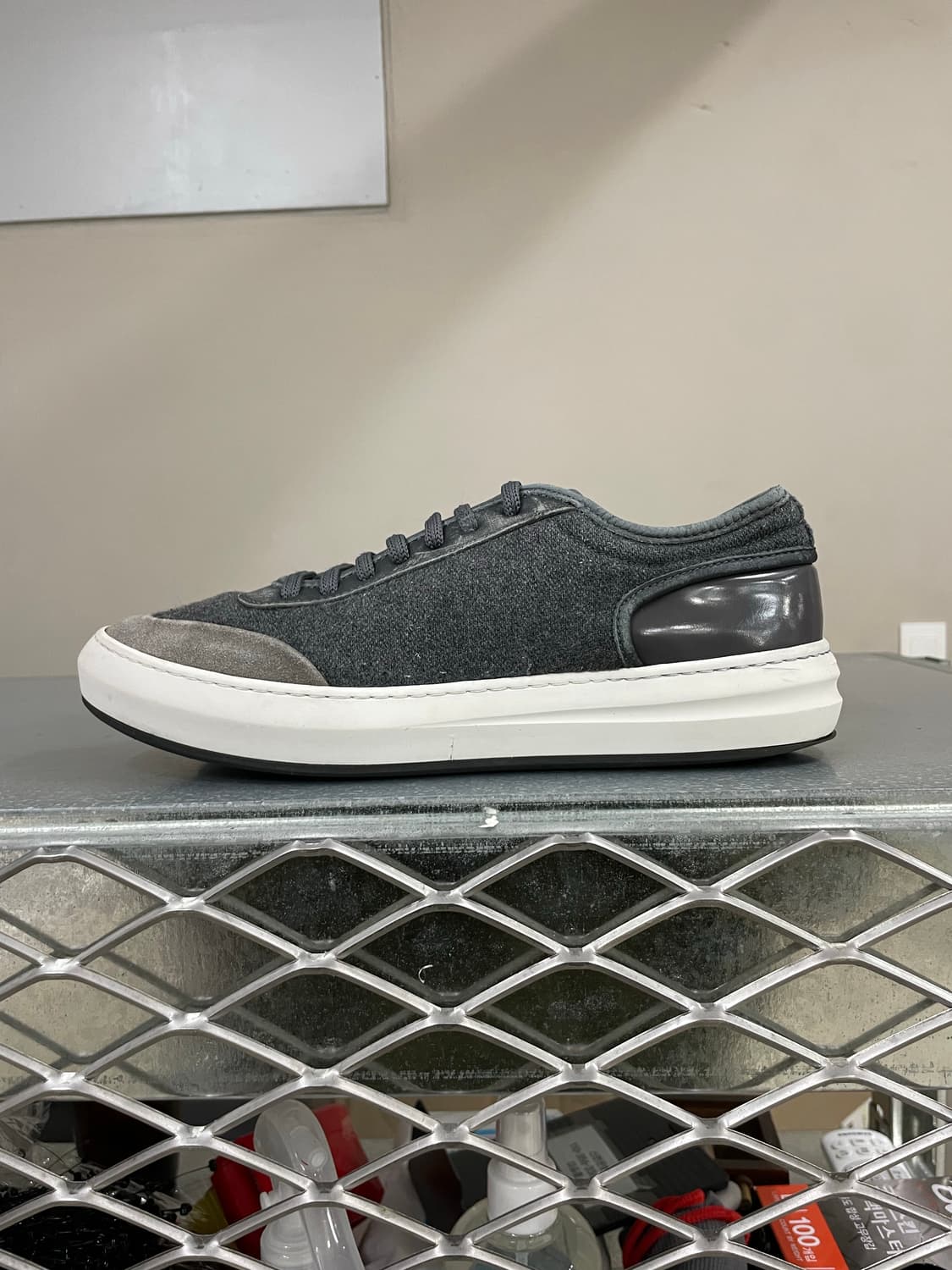 페레가모 스니커즈 7.5 상품이미지1