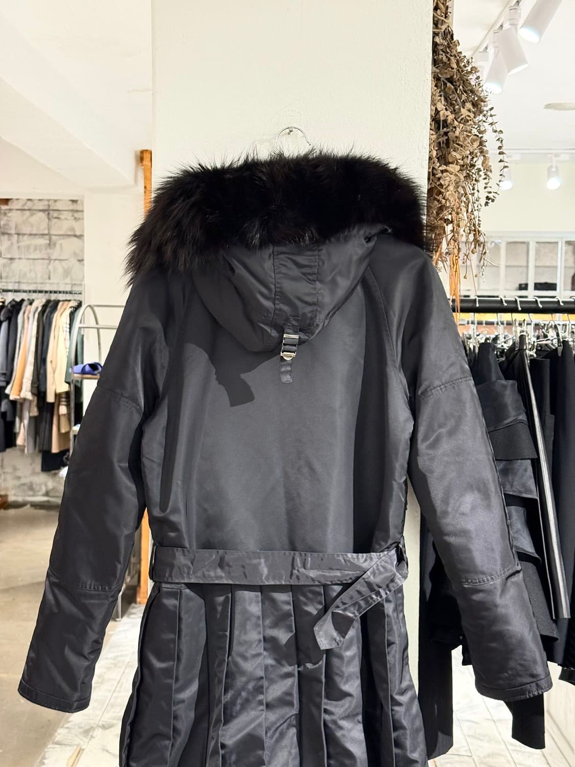 페노메논 10aw 블랙 N3B 플리츠 롱 파카 상품이미지5