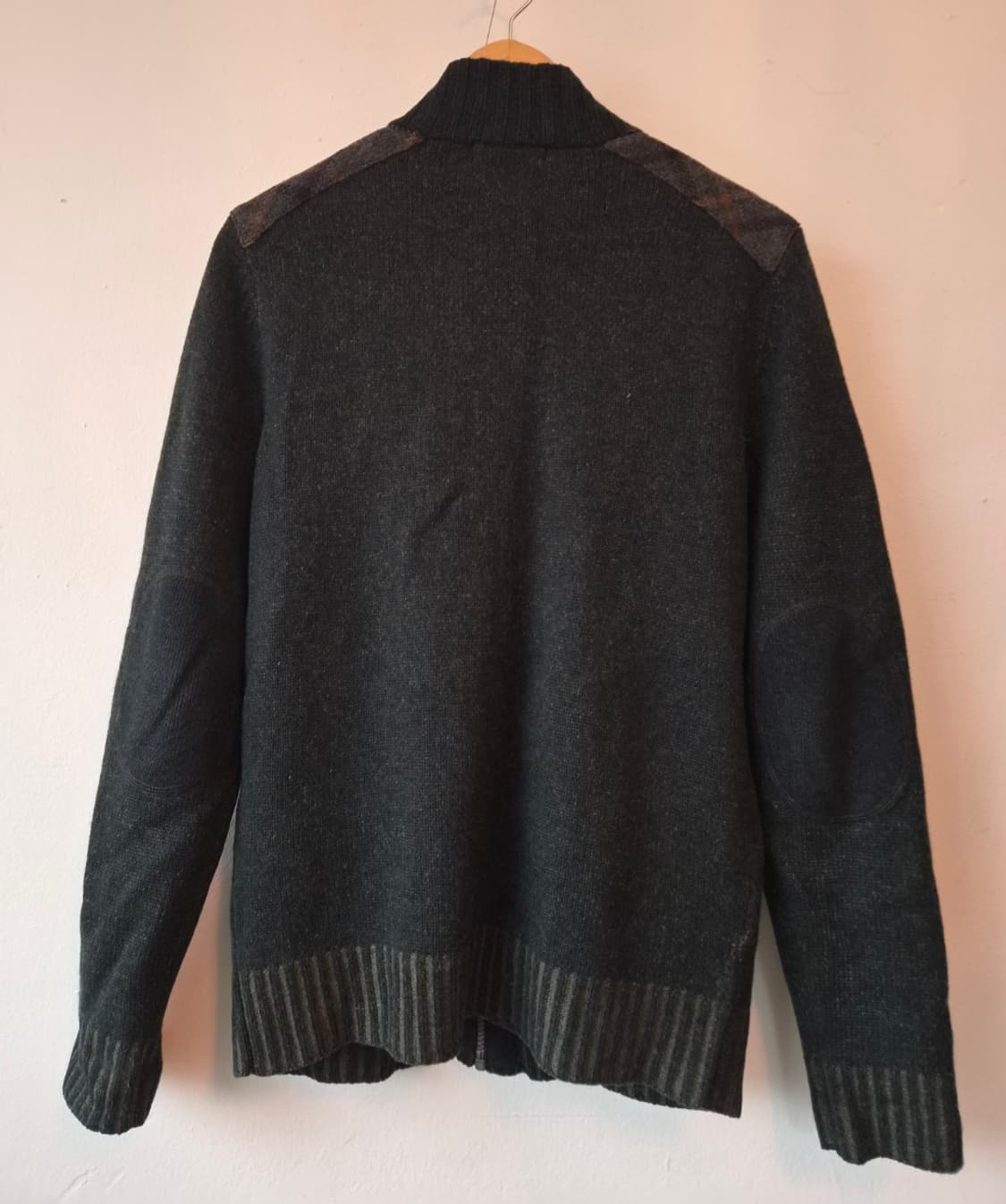 헤지스 남성 울100니트집업가디건
 상품이미지8