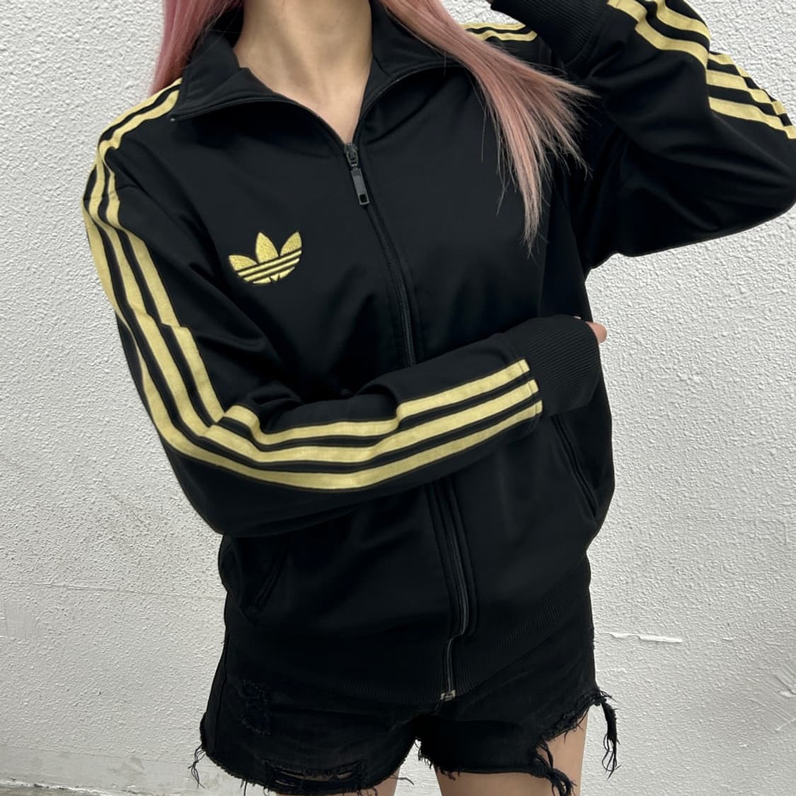 아디다스 파이어버드 골드라인 블랙 트랙탑 95 상품이미지2