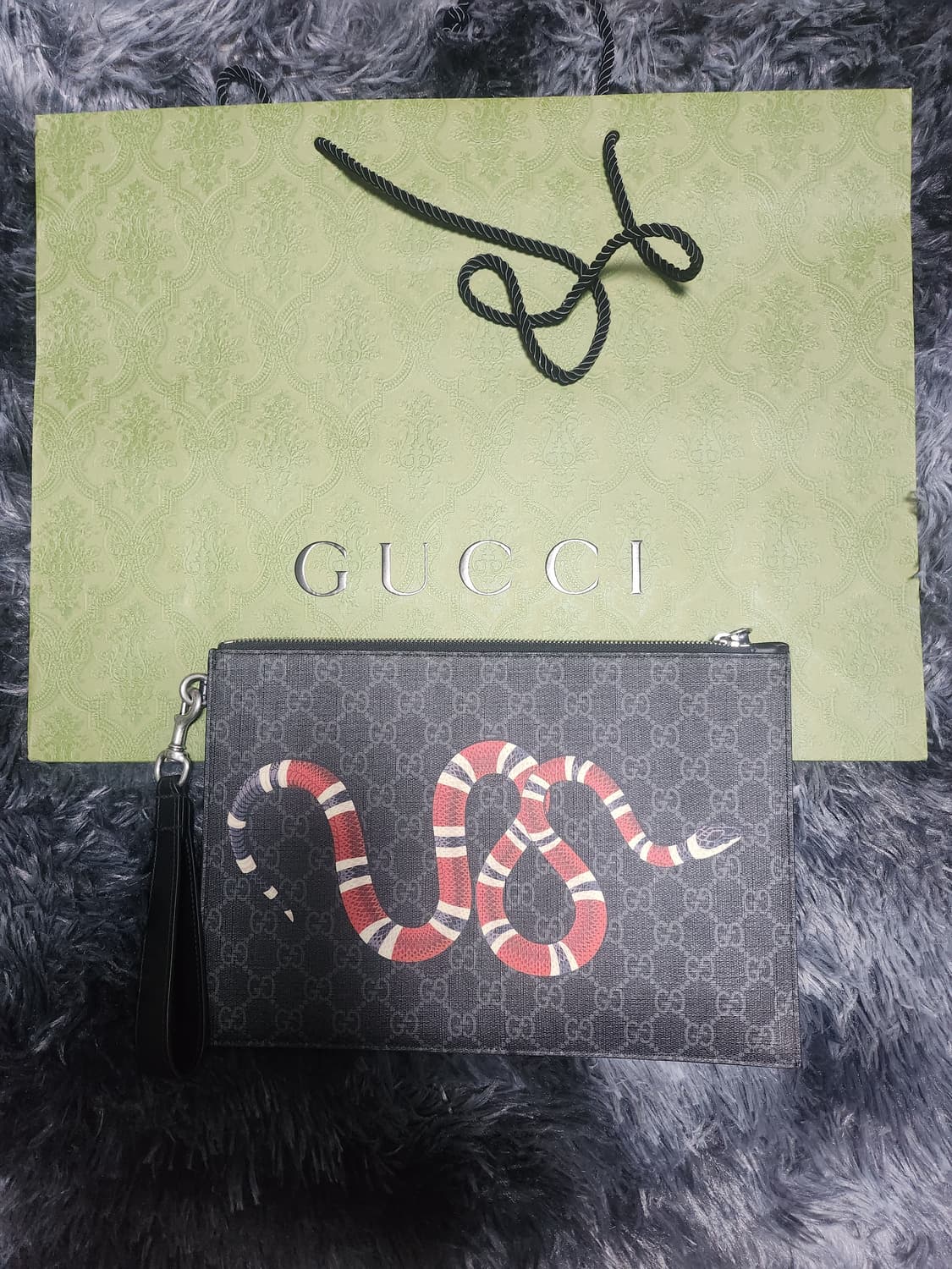 구찌스네이크클러치 상품이미지1