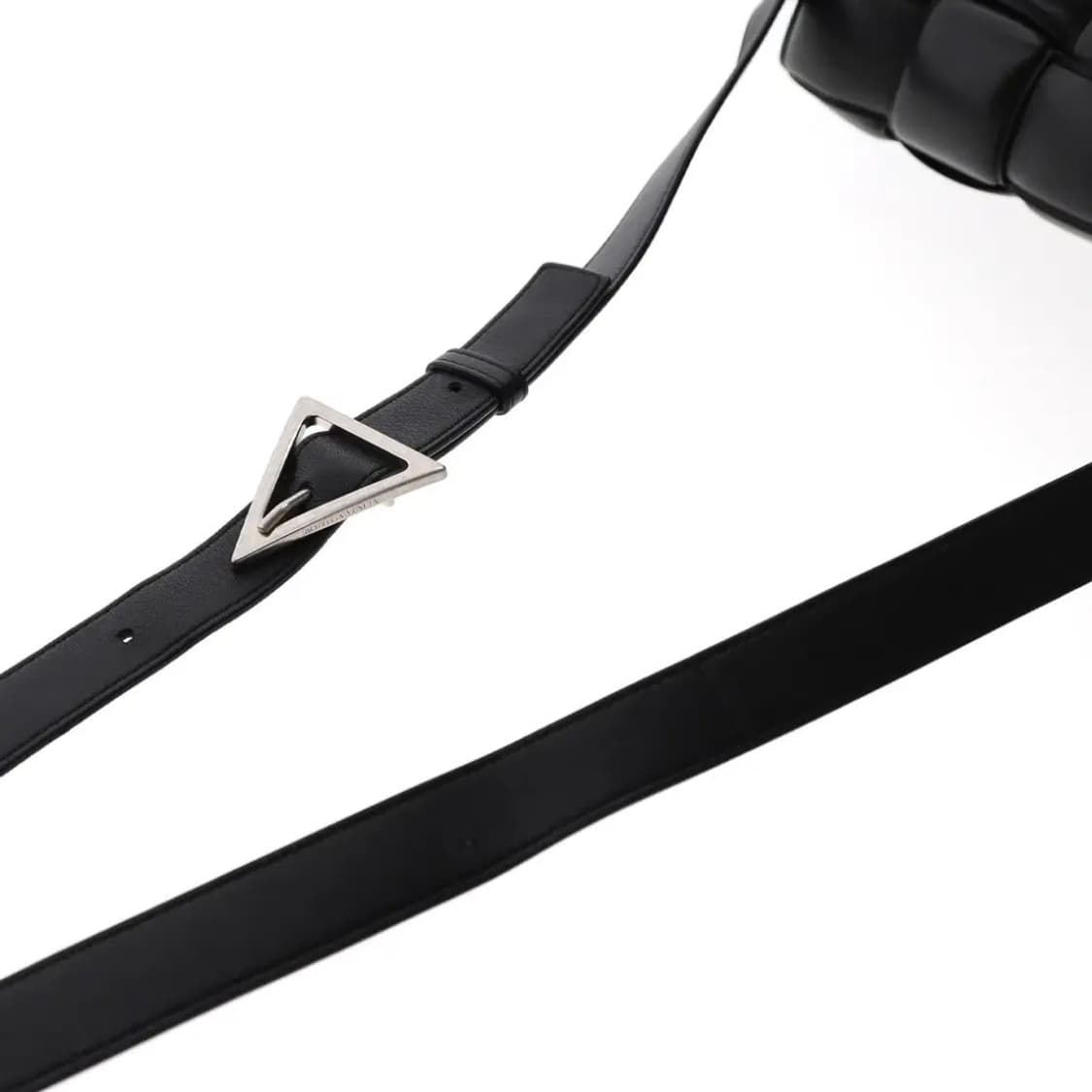 보테가베네타 패티드 카세트백 상품이미지7