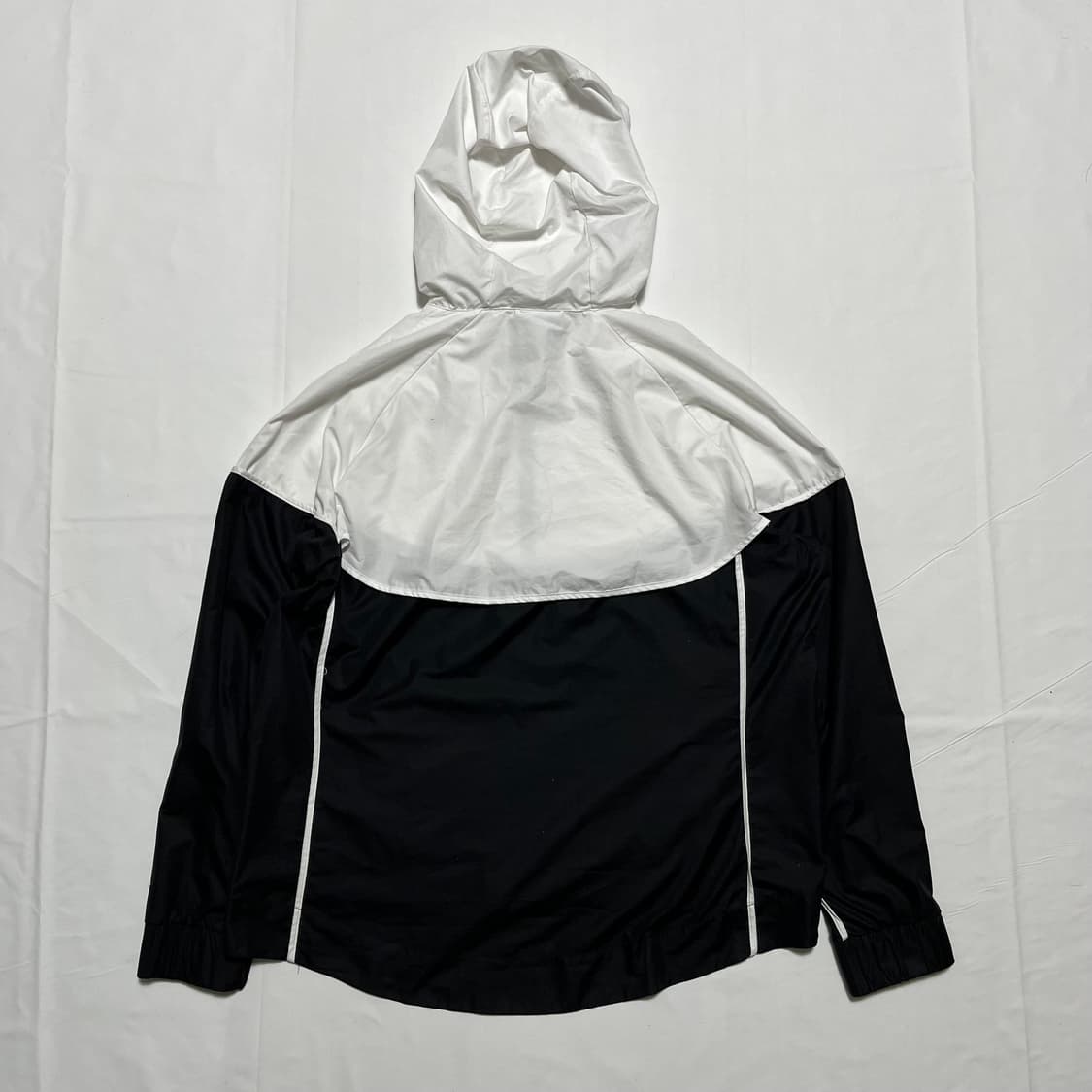 나이키 윈드러너  상품이미지2