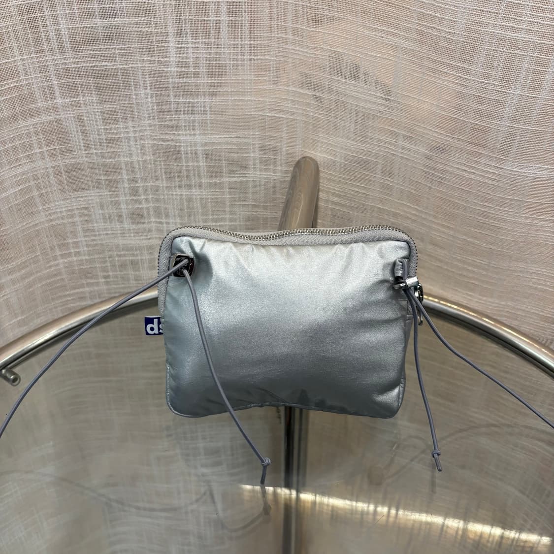 정품 케즈 패디드 미니 크로스백 상품이미지6