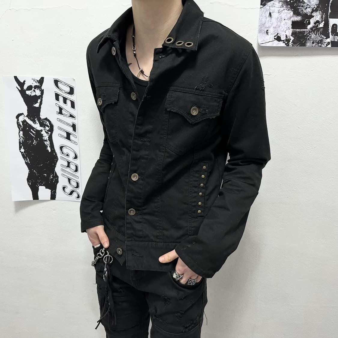 Revolver stud detail trucker  상품이미지2