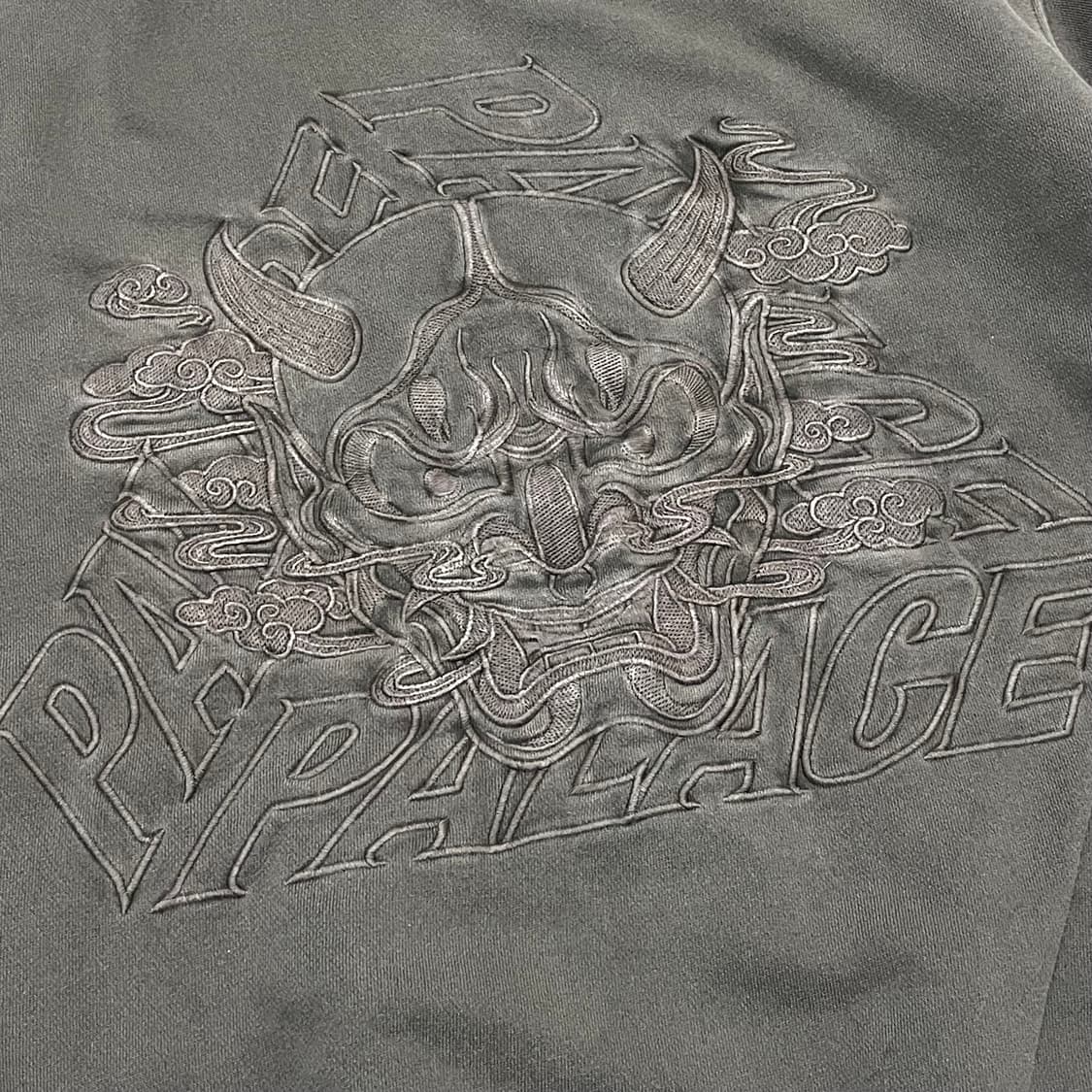 [L] 팔라스 Palace 23FW 데몬후드 후드티 그레이 상품이미지2