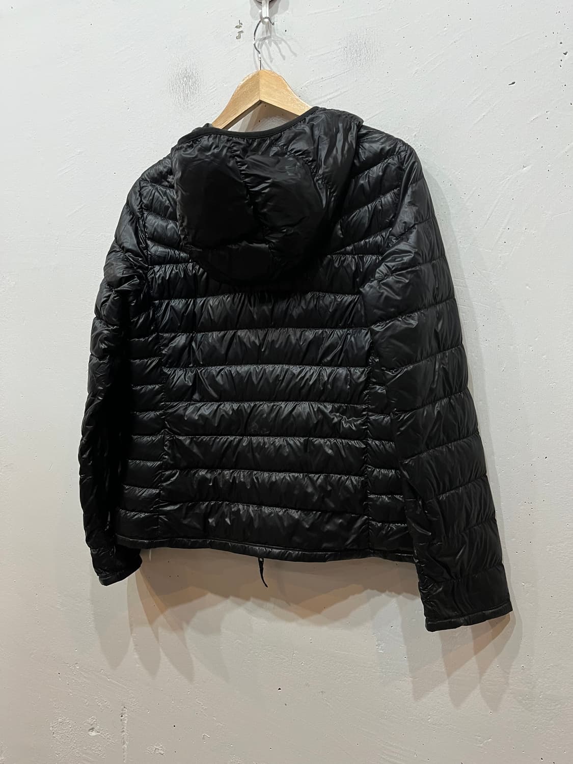 유니클로 덕다운 고프코어 경량패딩 우먼즈 상품이미지3