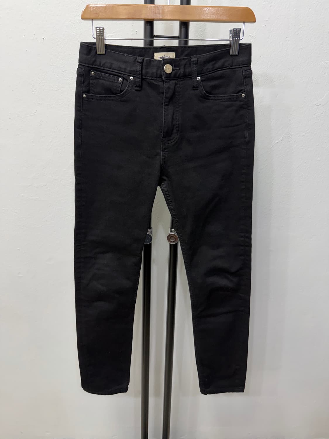 정품) toteme 토템 여성 블랙진 청바지 27 상품이미지1