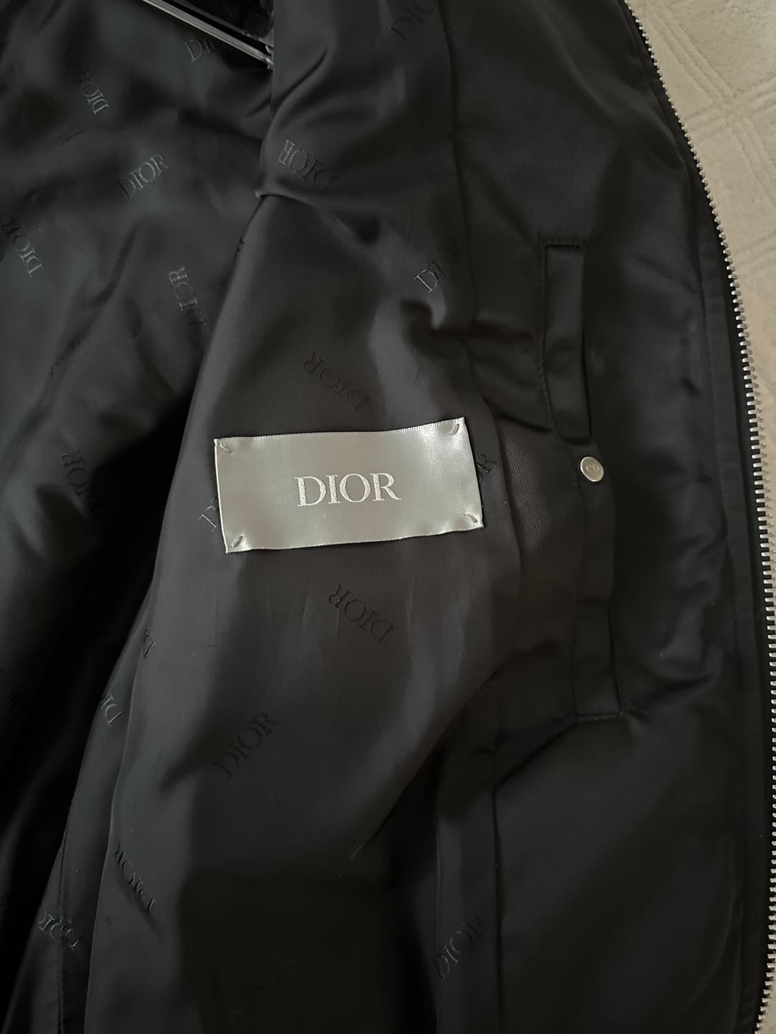 디올 주디 봄버 새상품(풀구성 영수증 O, 구매가 420) 상품이미지6