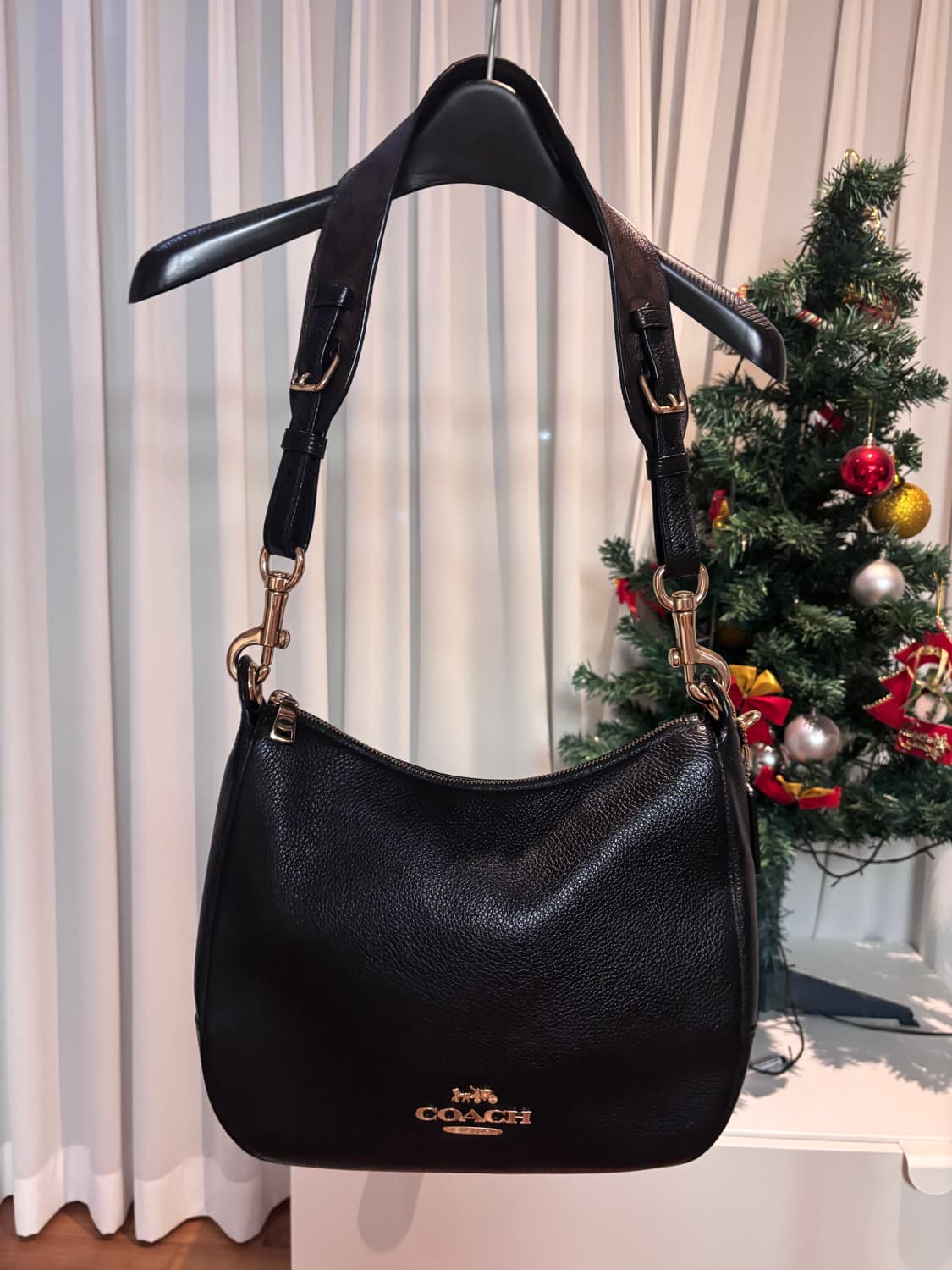 코치 크로스백 상품이미지1