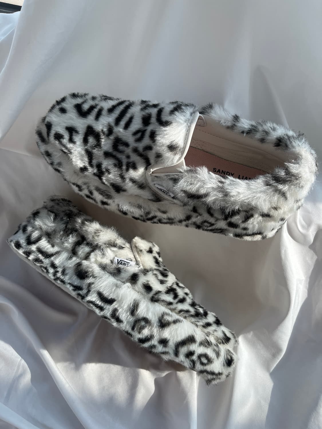 Sandy Liang X Vans 샌디리앙 반스 레오파드 퍼 슬립온 상품이미지3
