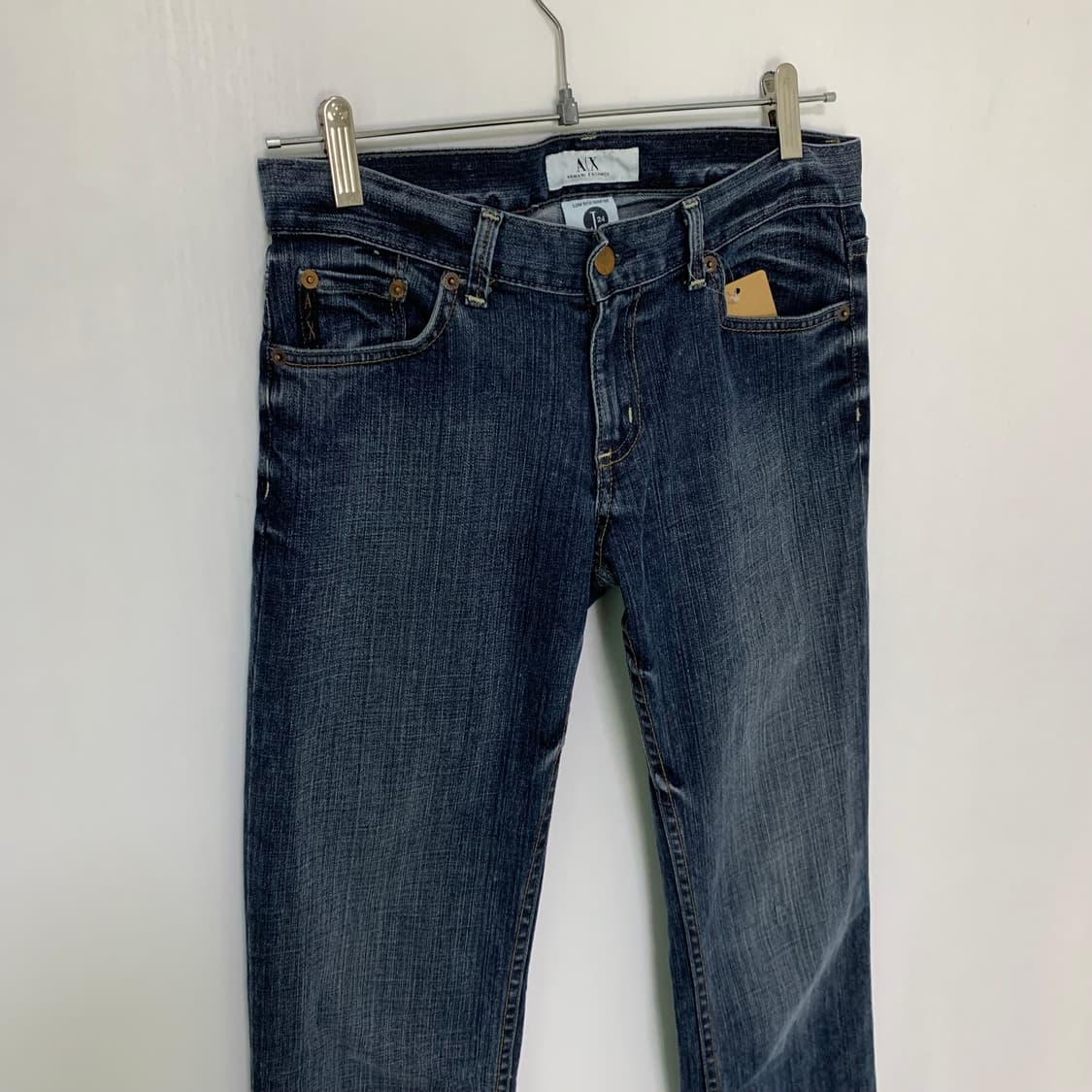 아르마니 익스체인지 로우라이즈 세미 부츠컷 데님 팬츠 25인치 상품이미지3