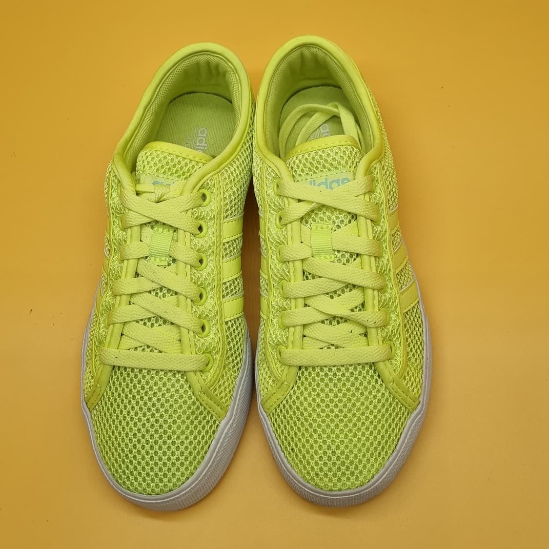 아디다스 네오 형광 여성스니커즈235  상품이미지2
