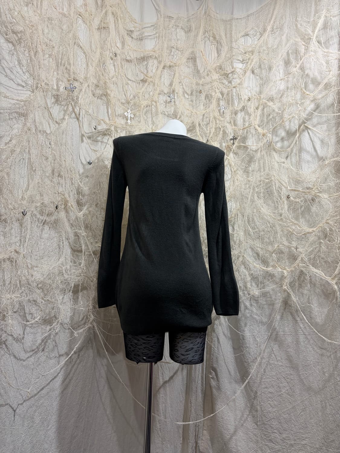 Gothic skull lettering long knit 상품이미지4