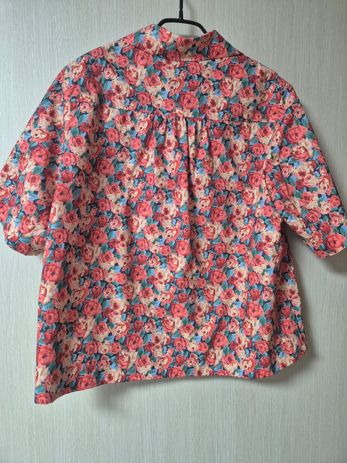 코스모폴리탄줄라이 LCVY 예지스 리버티 블라우스 상품이미지2