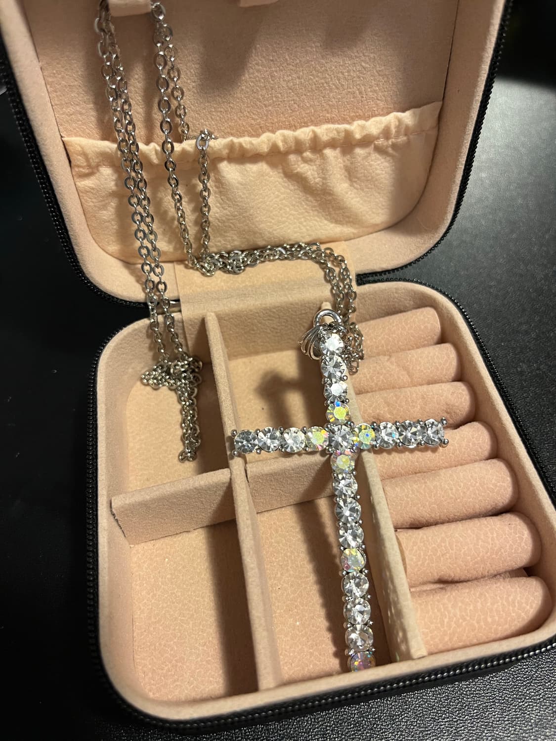 십자가 큐빅 목걸이  상품이미지1