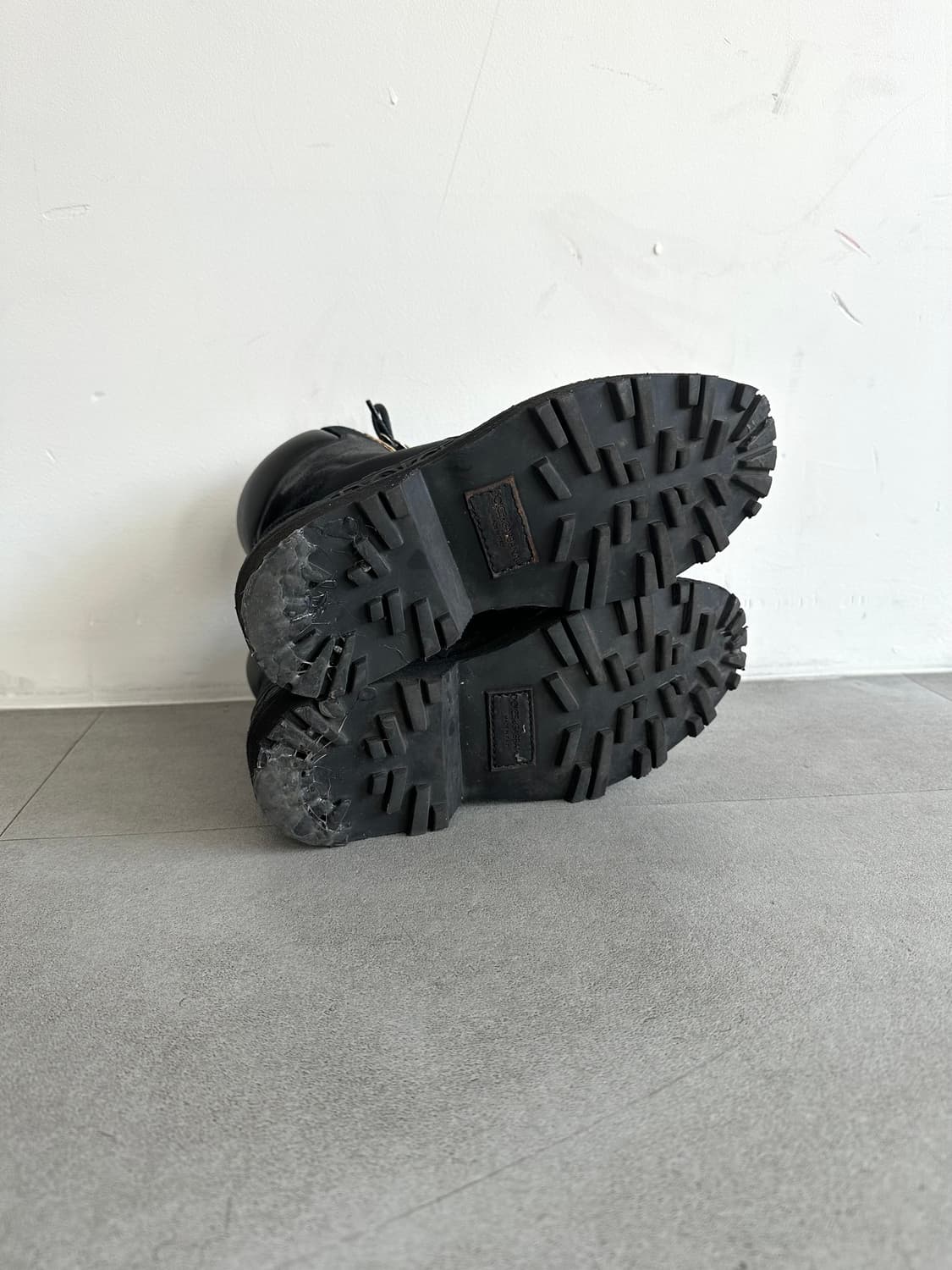 돌체앤가바나 2000s 디스트로이드 컴뱃부츠 상품이미지6