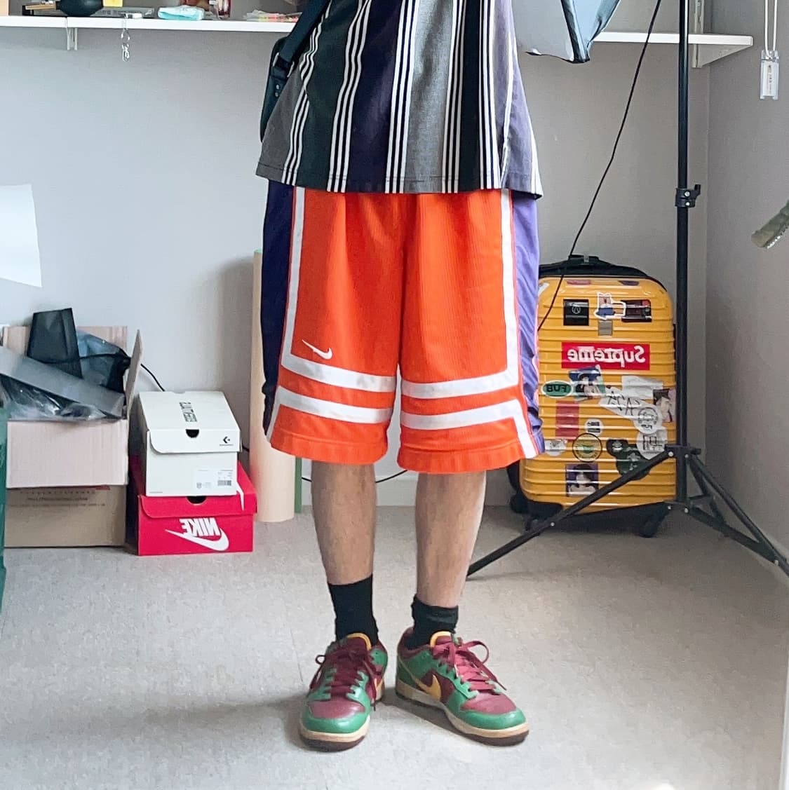 나이키 오렌지 와이드 버뮤다 쇼츠 상품이미지2