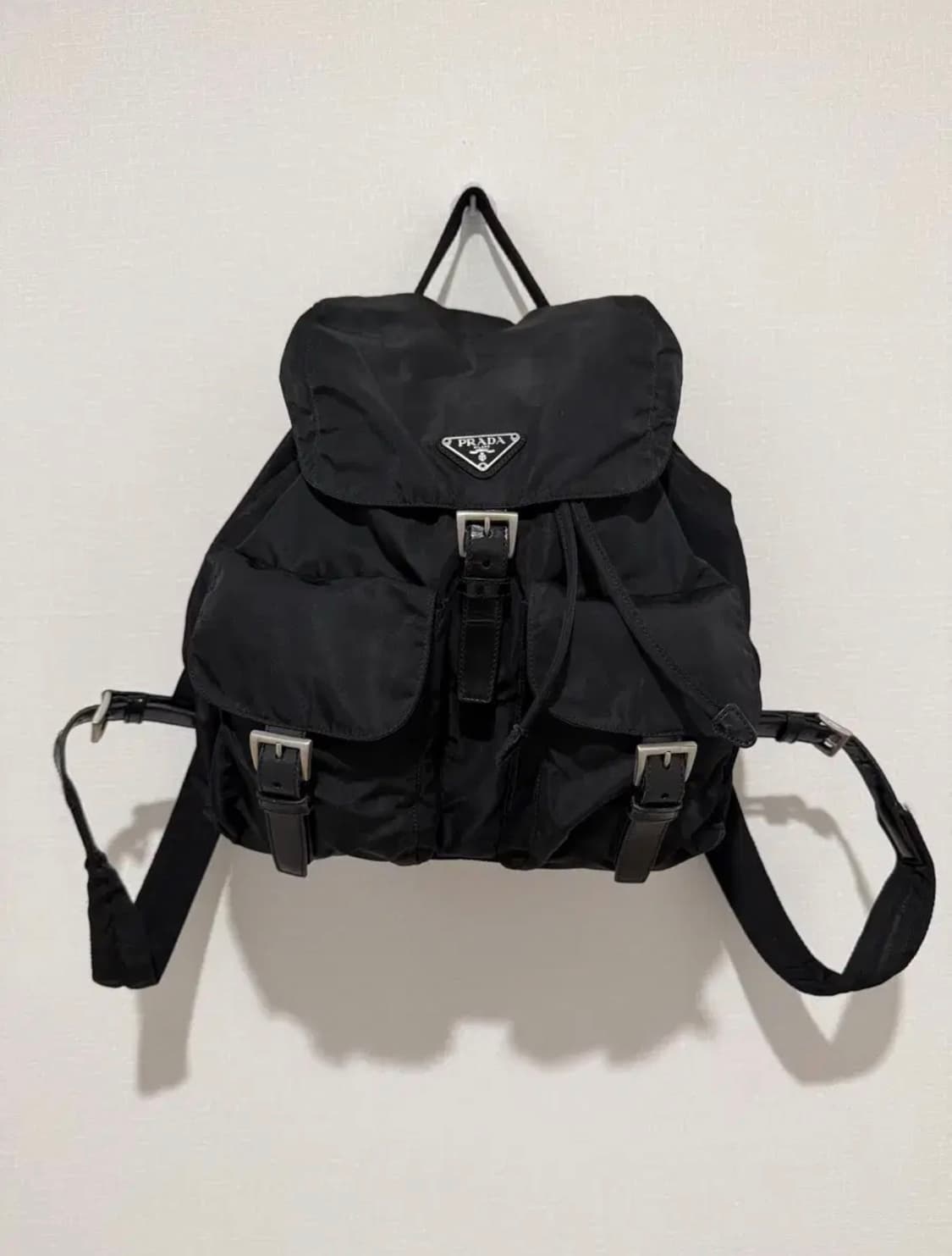 정품 프라다 포코노 나일론 블랙 투포켓 백팩 상품이미지1