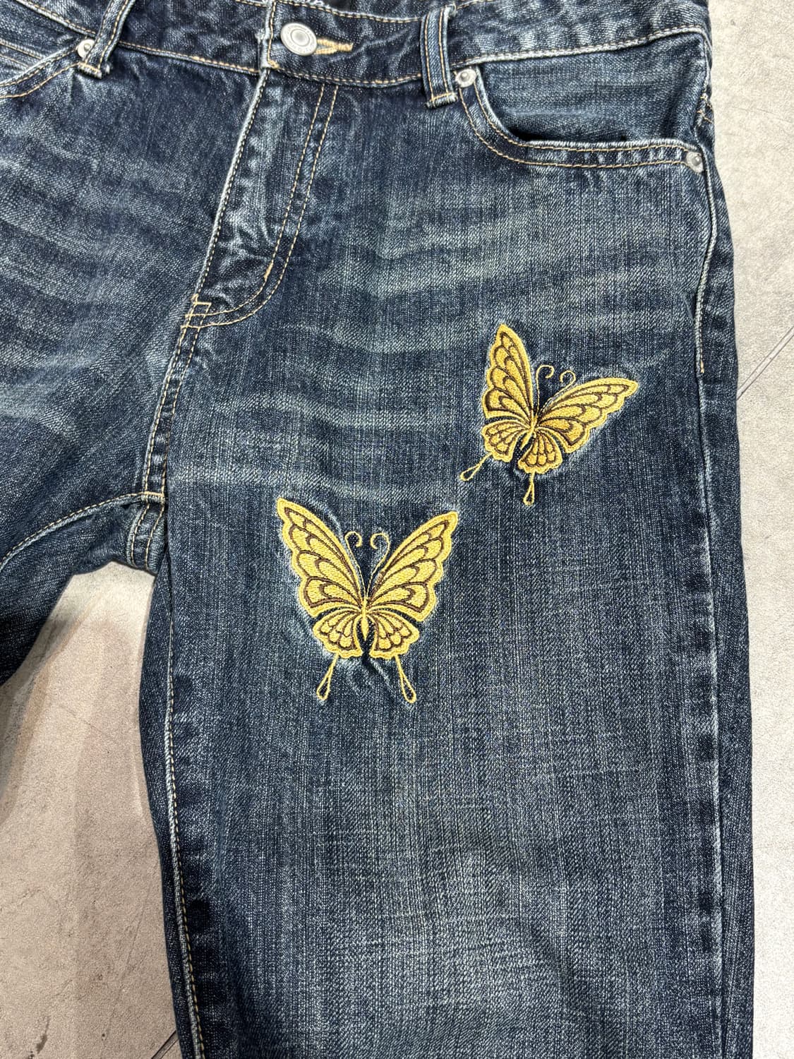 Oririn 나비 자수 워싱 데님팬츠 상품이미지4