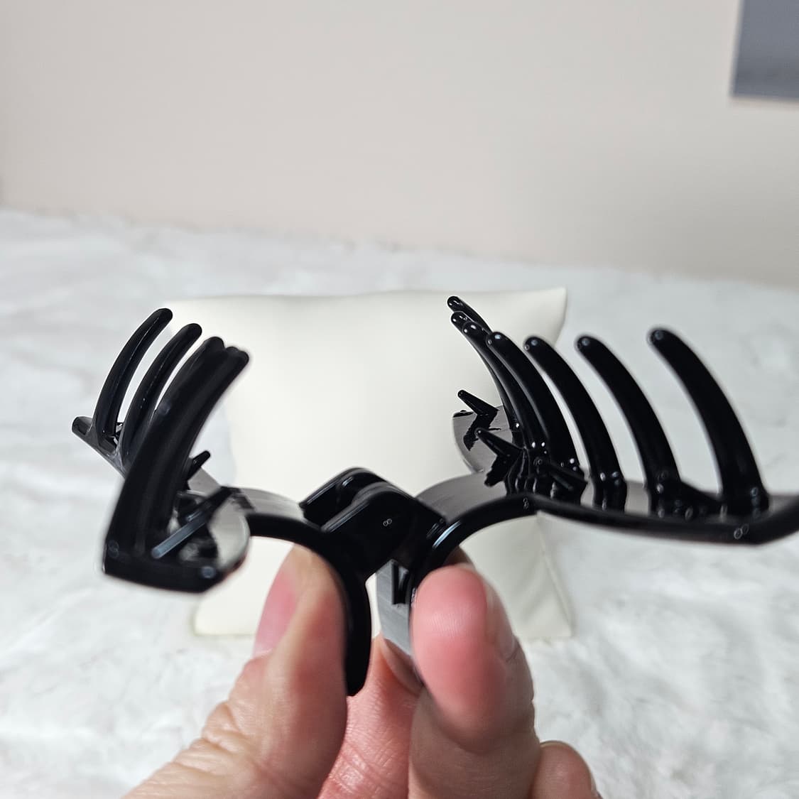 발렌시아가 헤어 클립 집게핀  상품이미지3